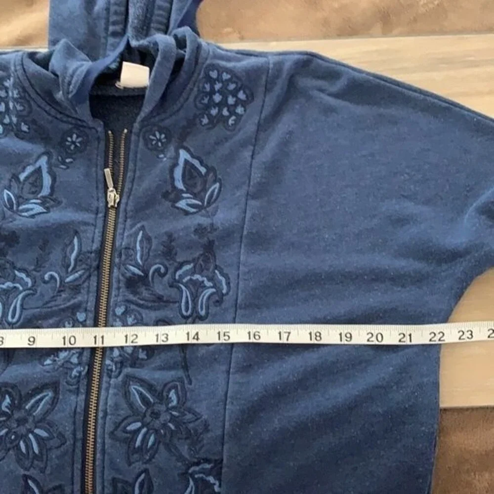 CHICO’S ZENERGY Embroidered Indigo Jacket Indigo Wash Size 4/6P